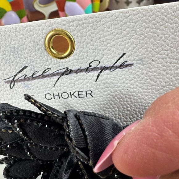 New! Free People Elegant Black Floral Choker Necklace - Picture 10 of 11